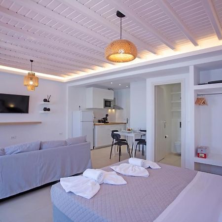 The Lavish Suite Mykonos Town Esterno foto